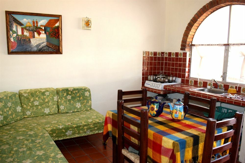 Bungalows El Delfin Rincon de Guayabitos Ngoại thất bức ảnh